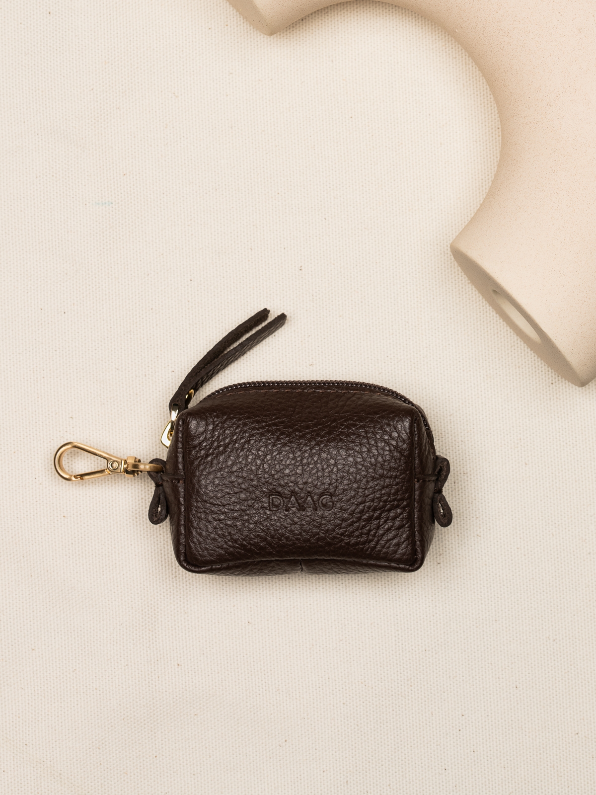 CHARMS lily mini saszetka czekoladowy groszek skórzana zero waste.jpg