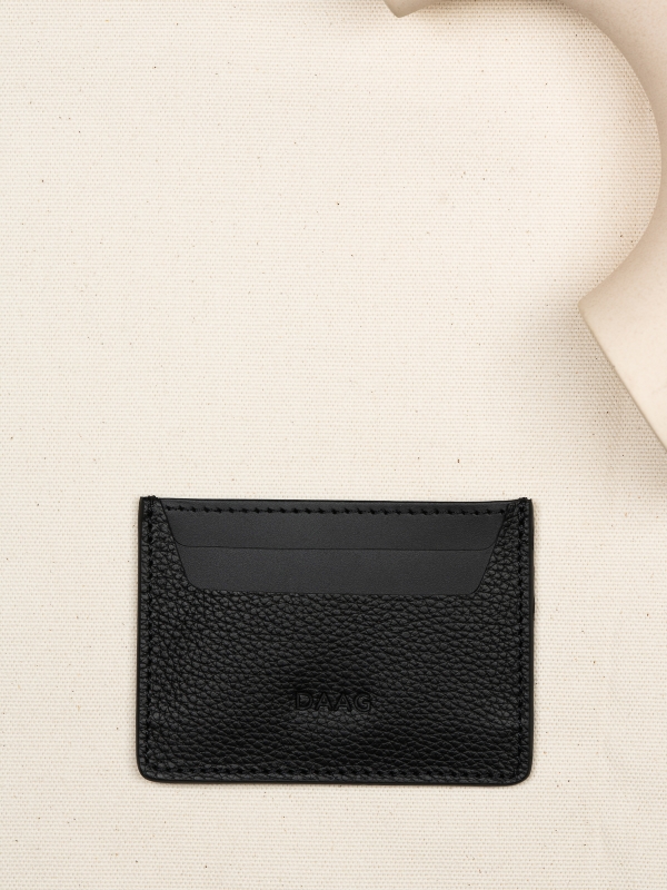 LEO czarne skórzane etui na karty męskie zero waste.jpg