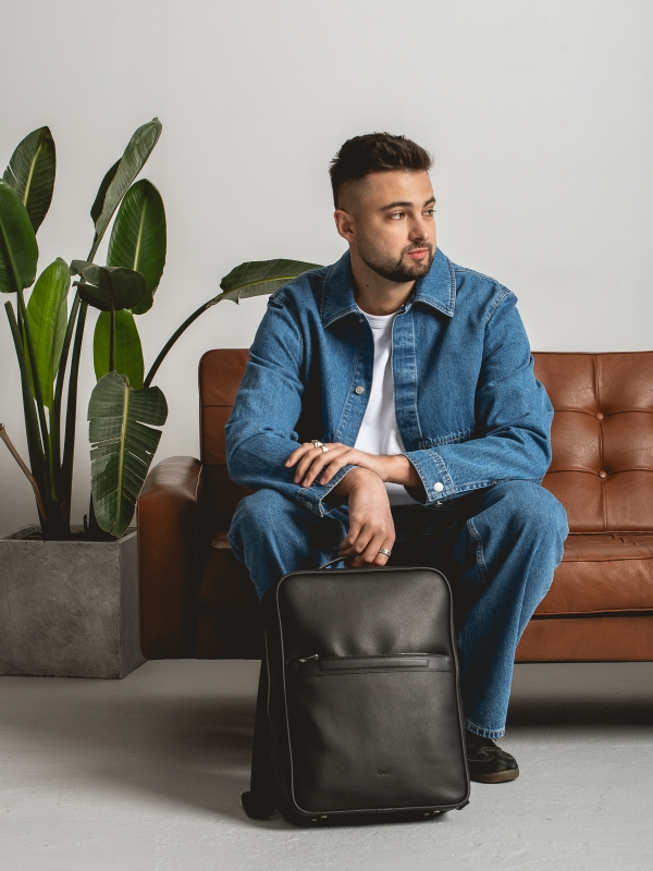 ETHAN czarny skórzany plecak męski.jpg