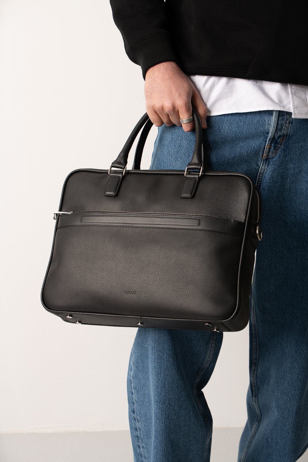 STEFAN czarna skórzana męska torba etui na laptopa.jpg