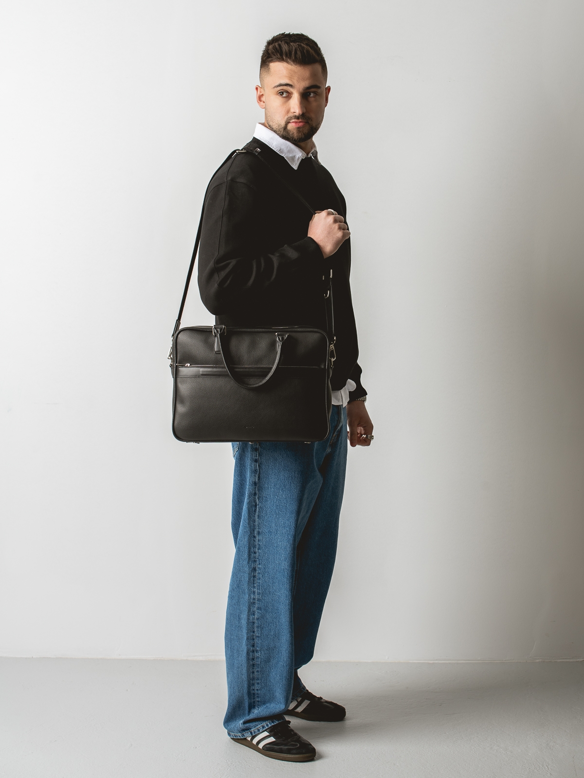 STEFAN czarna skórzana męska torba etui na laptopa.jpg