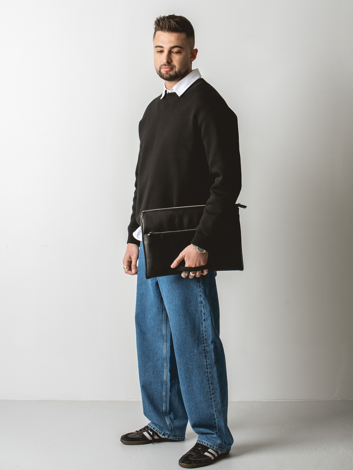 MILO czarna skórzana torba etui męska na laptopa.jpg