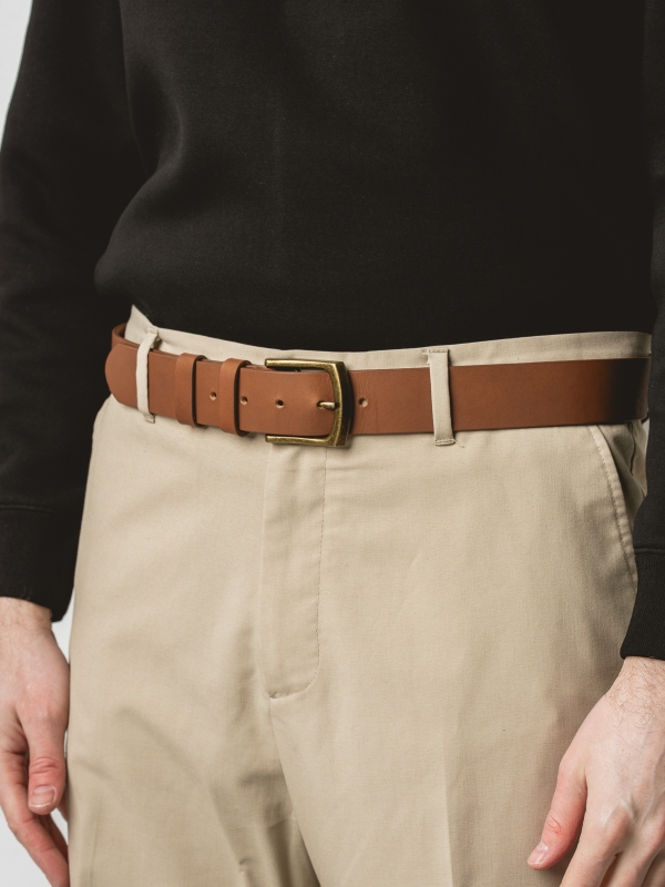 JONAS koniak skórzany męski pasek do spodni z klamrą antyczne złoto.jpg