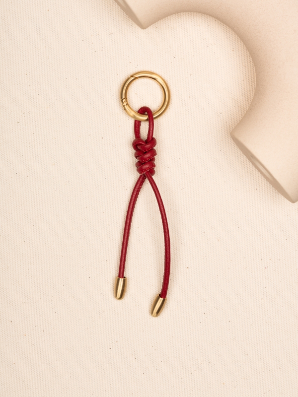 CHARMS troczek czerwony groszek breloczek skórzany lgs.jpg