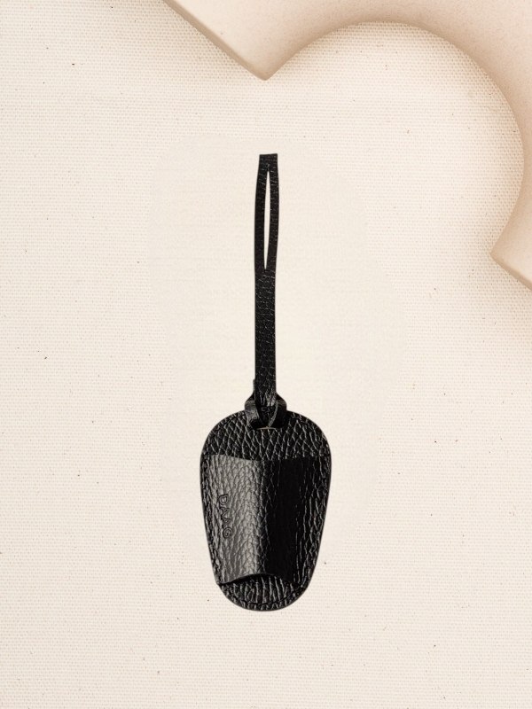 CHARMS zawieszka na okulary czarny groszek skórzany breloczek.jpg